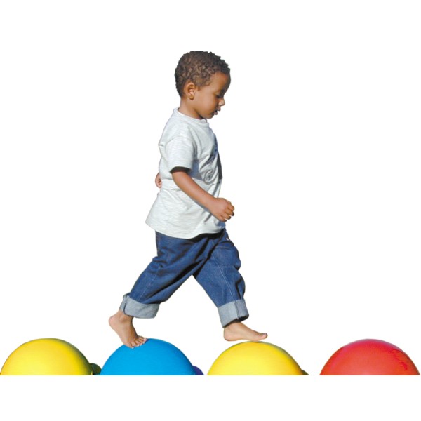 Child walking on Bilibo Classic
