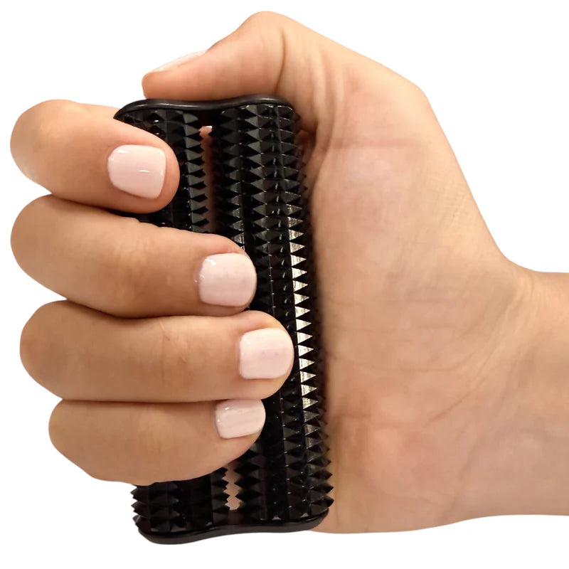 Kaiko Spikey Hand Rollers black 285 gram in hand