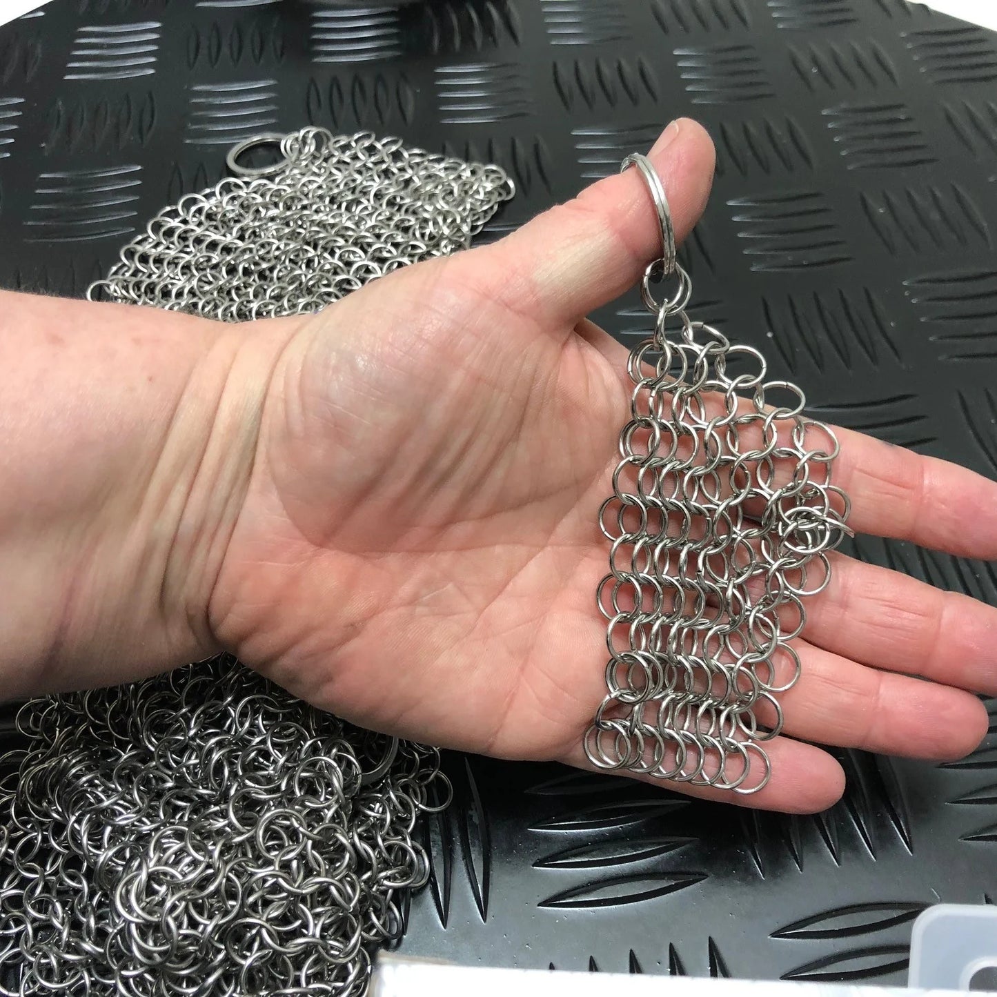 Kaiko Chain Maille Fidget
