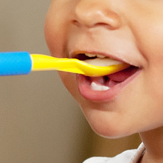 Z-Vibe Spoon Tip textured in mouth