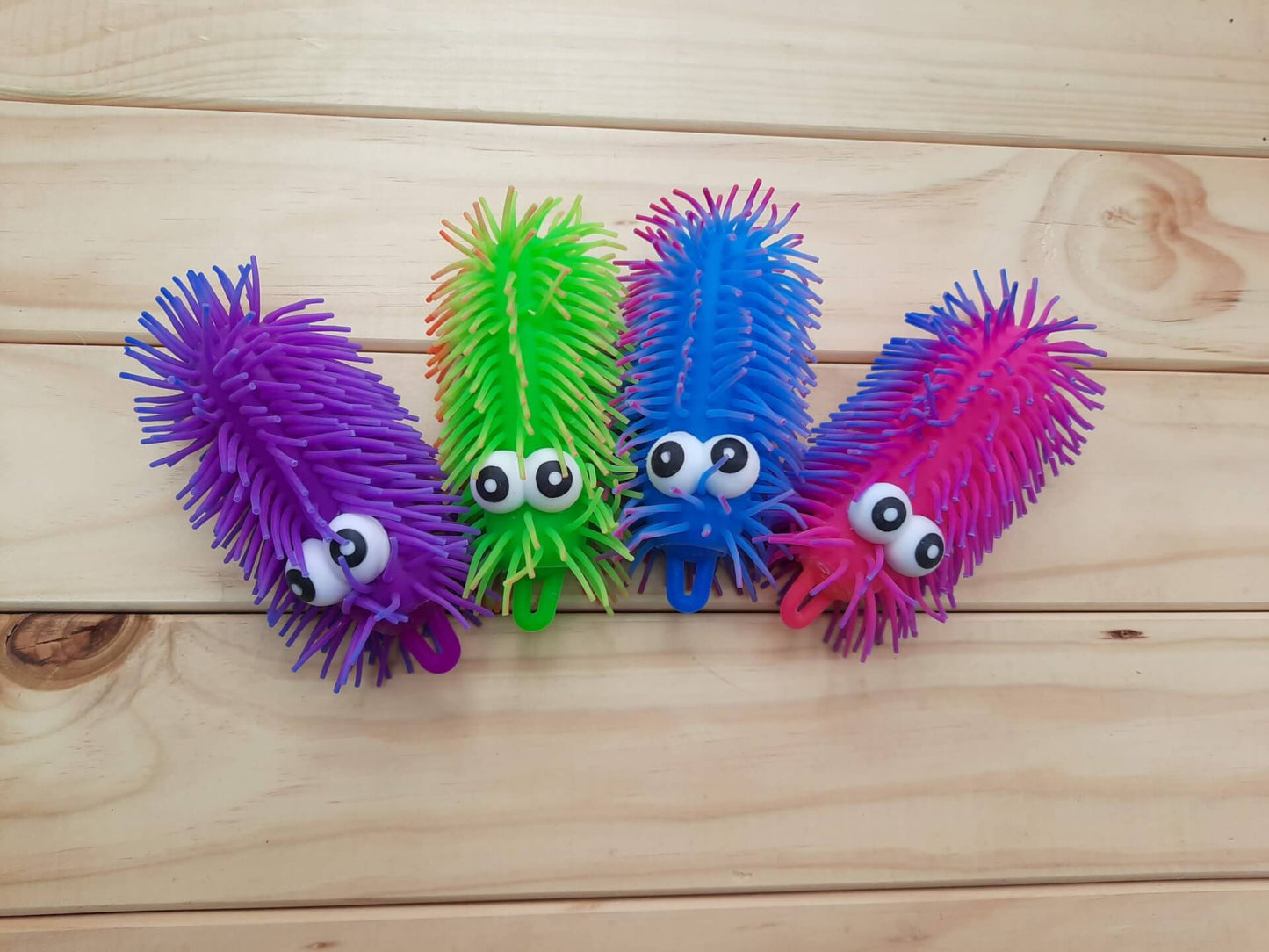 Stretchy caterpillar small