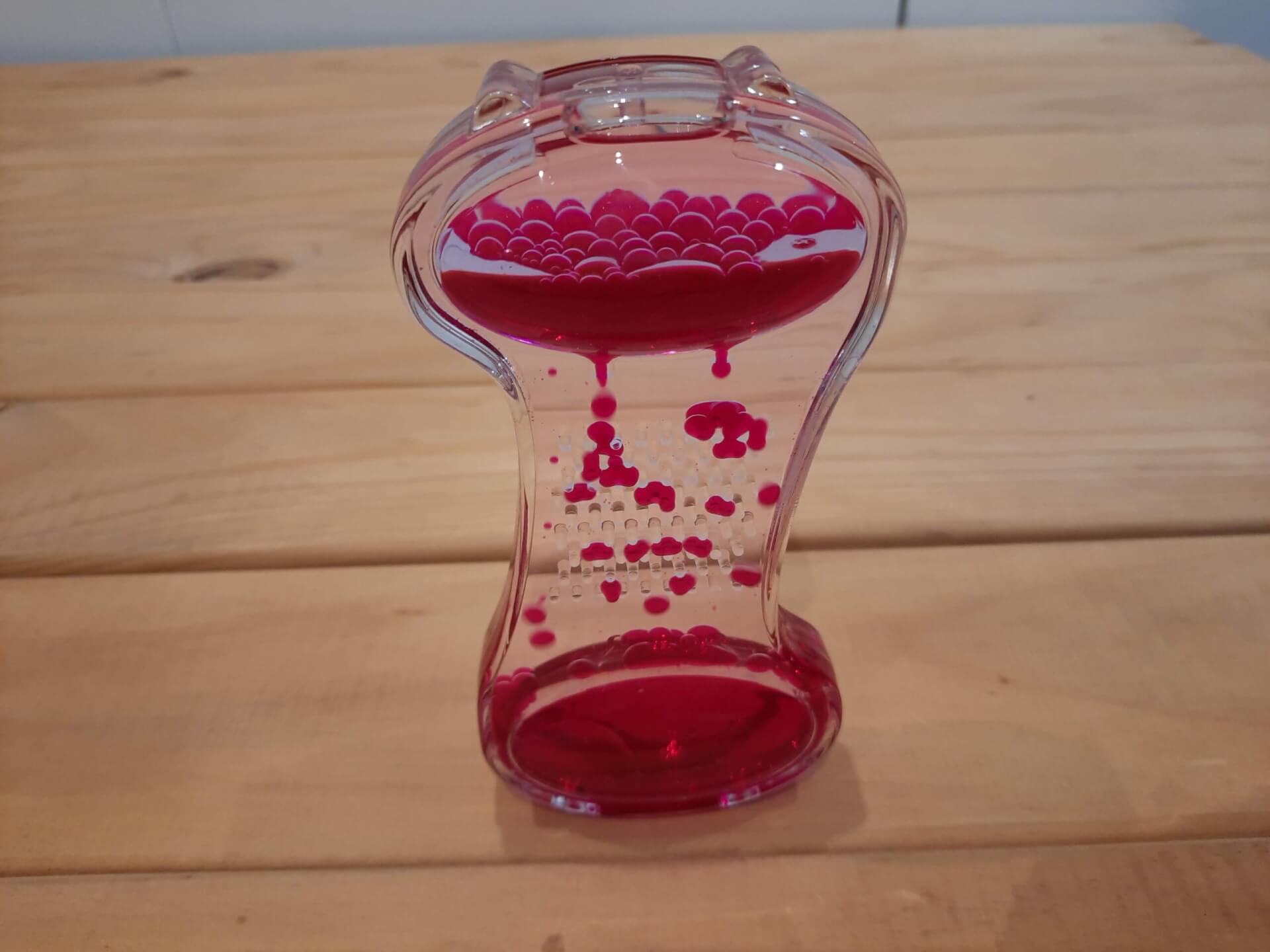 Honey comb peanut shaped timer red