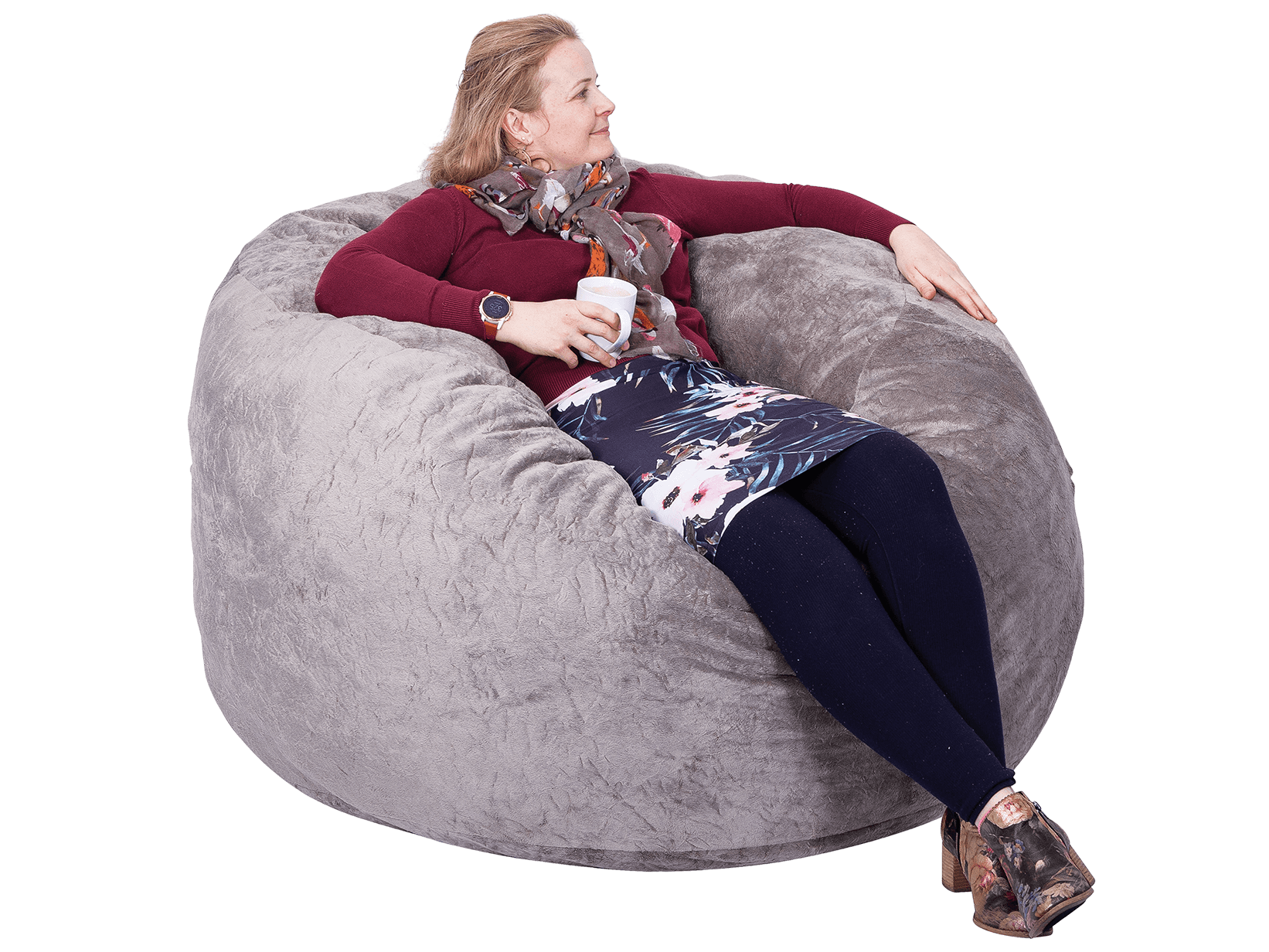 Elizabeth Richards cloud chair lady
