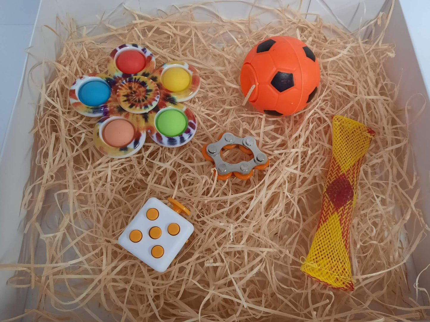 Focus Fidgets Five Box ORange