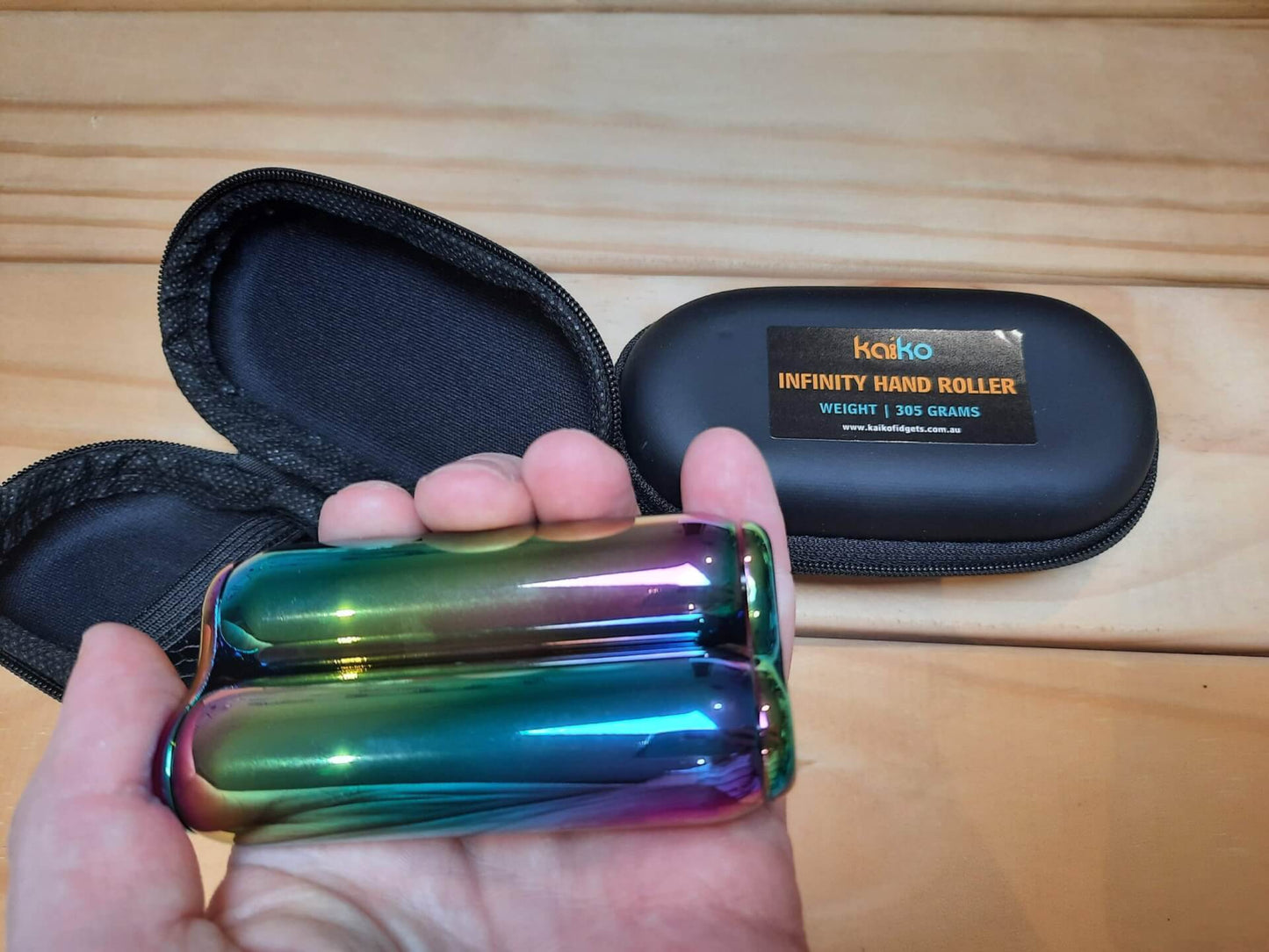 Kaiko hand roller oil slick