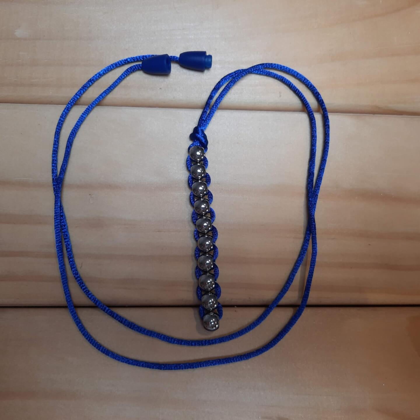 Kaiko caterpillar necklace blue