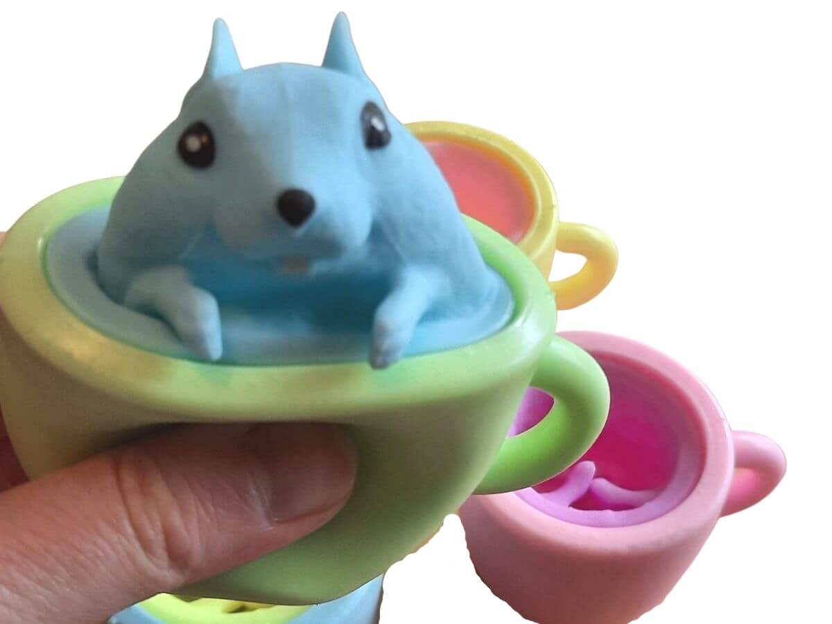 Squeezy popup Chipmunks in teacup green blue