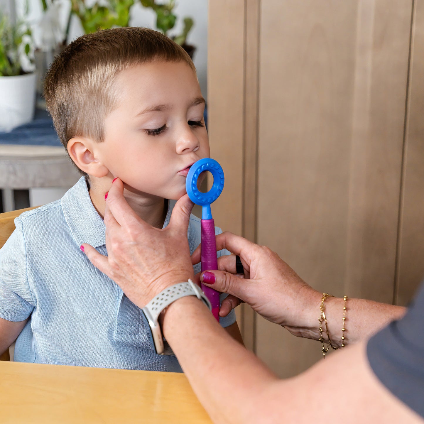 ARK Z-vibe Plus vibrating oral motor tool boy therapy
