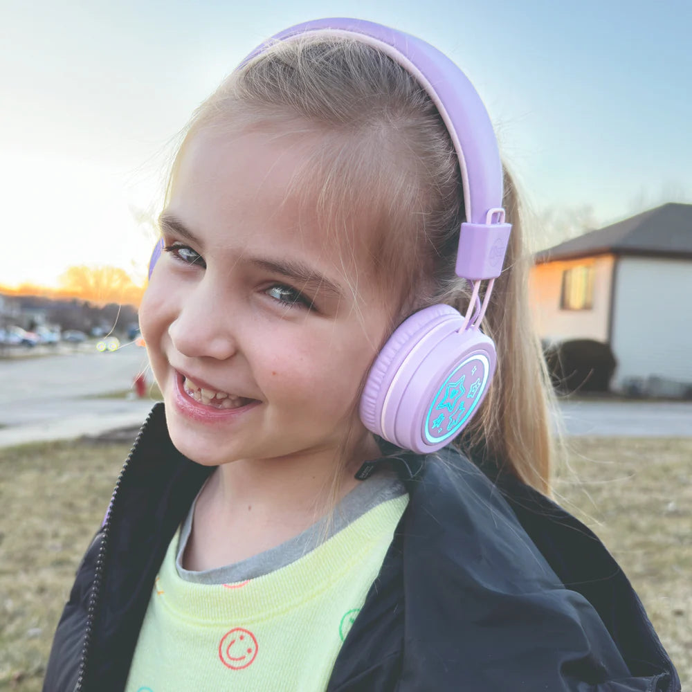 Girl wearing Kid Jamz wireless headphones 