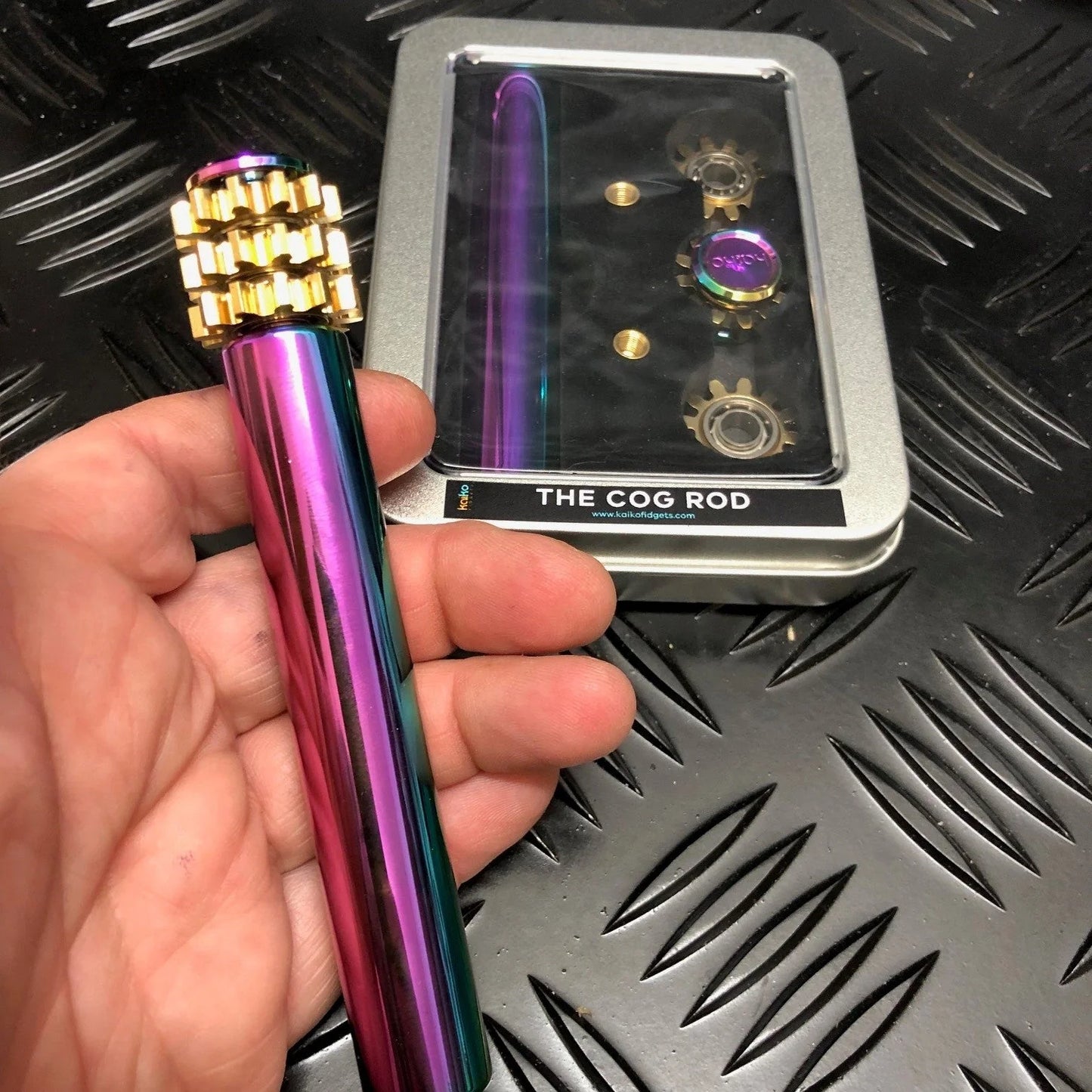 Kaiko Fidget Cog Rod Customisable Spinner Oil Slick in hand