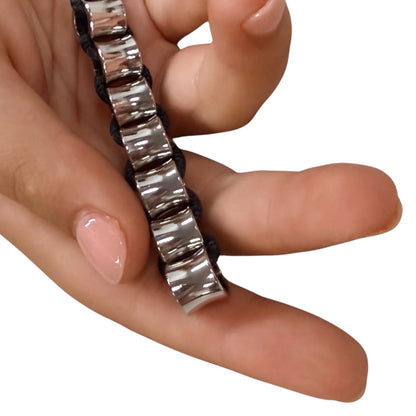 Kaiko Concave hand Fidget silver in hand