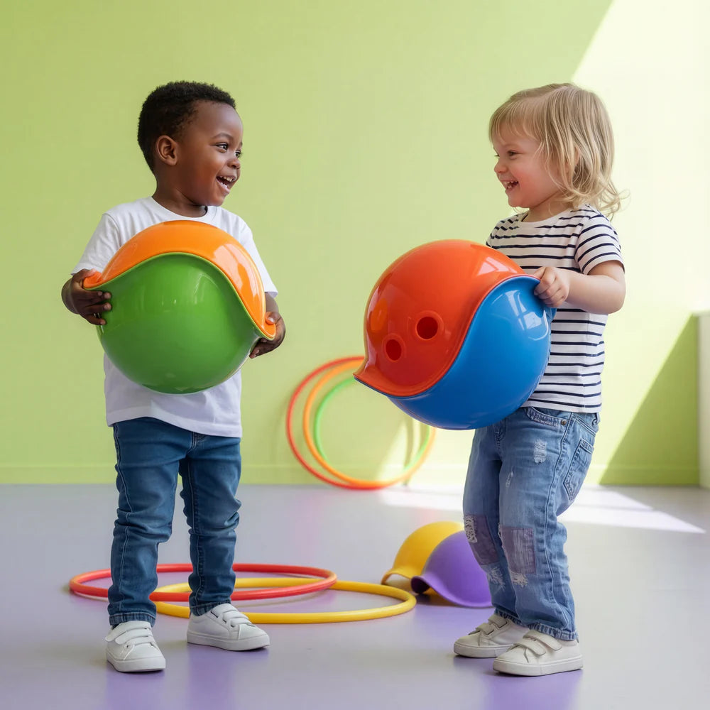 children playing with Bilibo midi