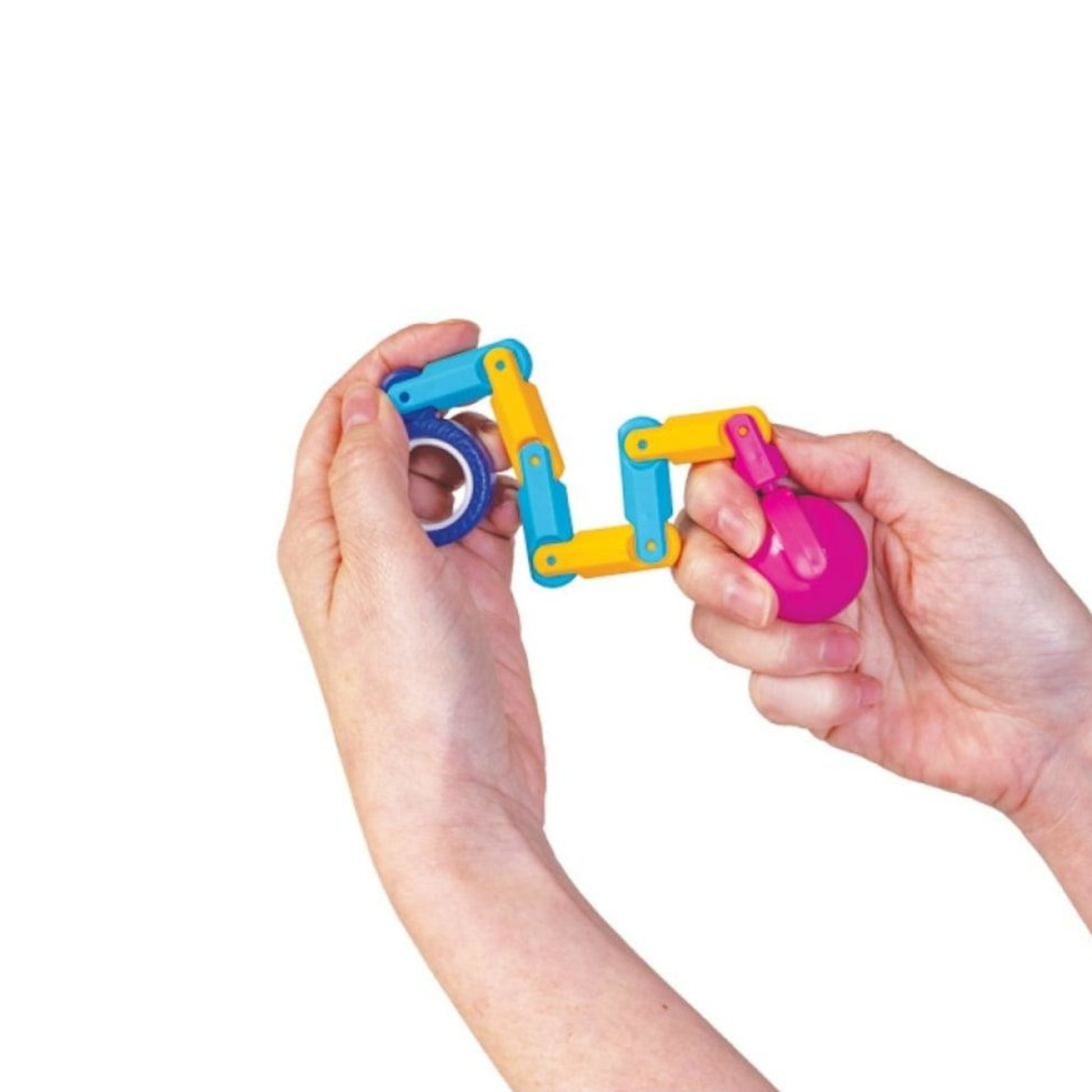 Showing the Wirling spinner in hands