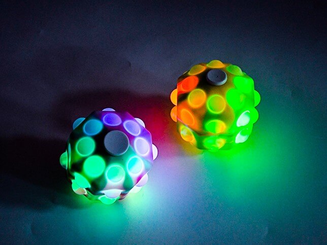 Pop Ball Spinner Light Up in dark